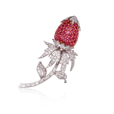 View full screen - View 1 of Lot 256. Ruby and Diamond Brooch.