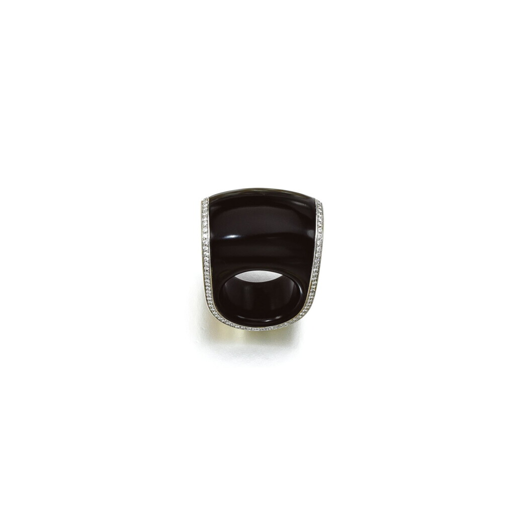 View full screen - View 1 of Lot 146. JET AND DIAMOND RING, 'PLATEAU', VHERNIER.