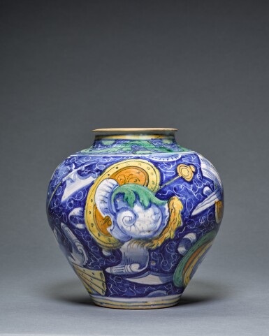View full screen - View 1 of Lot 213. Maiolica boccia vase.
