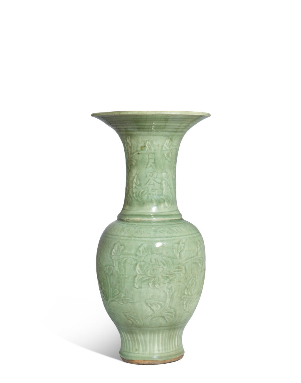 View full screen - View 1 of Lot 3683. A Longquan celadon incised 'floral scroll' temple vase, Yuewo gong si mark, early Ming dynasty | 明初 龍泉青釉「月窩公祠」纏枝花卉紋鳳尾尊.