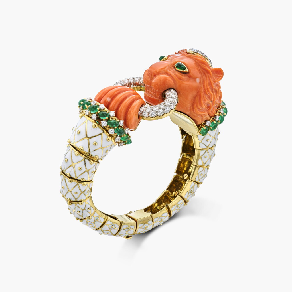 View full screen - View 1 of Lot 101. Coral, Emerald, Diamond and Enamel Bracelet 珊瑚 配 祖母綠 配 鑽石 及 琺瑯彩 手鐲.