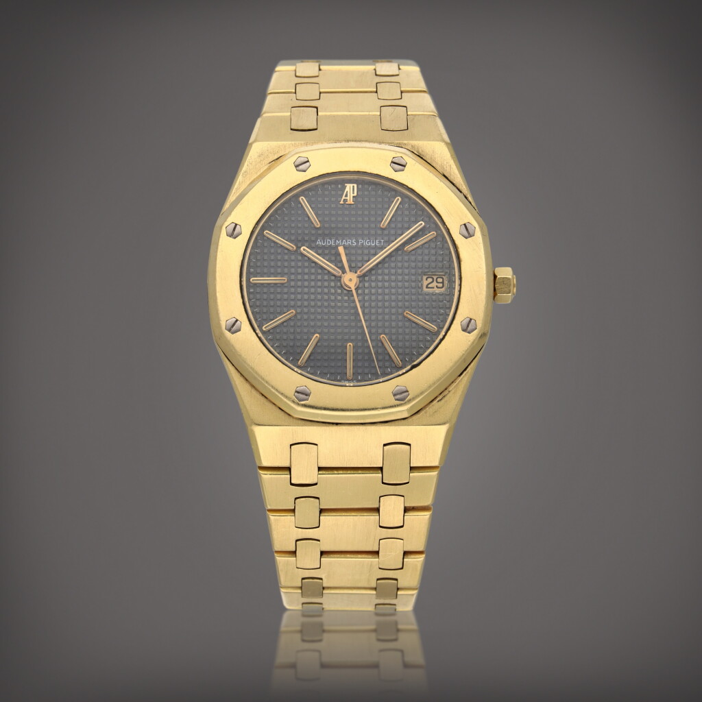 View full screen - View 1 of Lot 456. Royal Oak, Reference 56175BA | A yellow gold wristwatch with date and bracelet | Circa 1990.