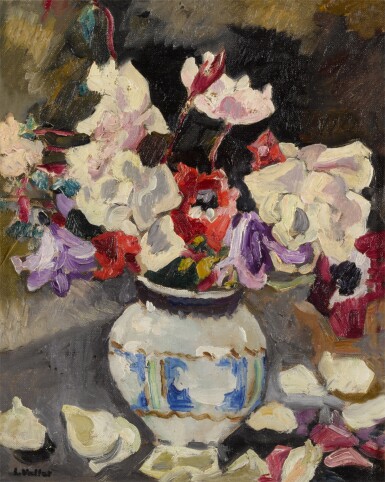 View full screen - View 1 of Lot 28. Vase d'anémones.