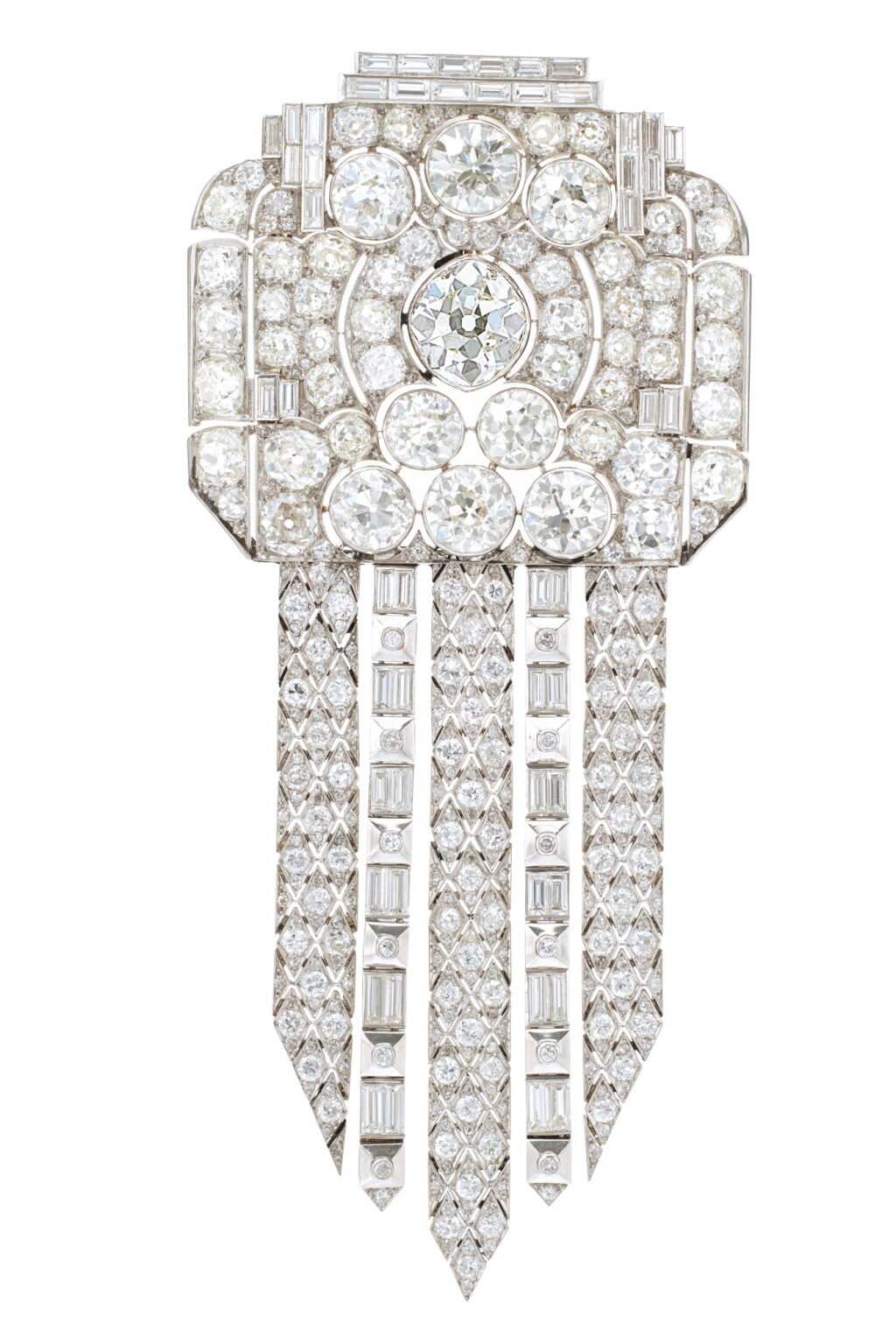View full screen - View 1 of Lot 649. Impressive Diamond Brooch/Devant-de-Corsage 尚美 | 鑽石 胸針.