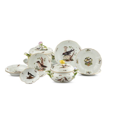 View full screen - View 1 of Lot 157. A Meissen porcelain ornithological composite part-dinner service, mid-18th century | Partie de service ornithologique composite en porcelaine de Meissen vers 1745.