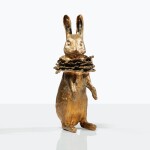 Petit lapin debout à collerette