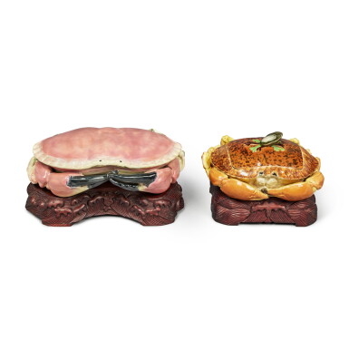 View full screen - View 1 of Lot 1160. Two English Majolica Crab-form Boxes and Covers, Circa 1875.