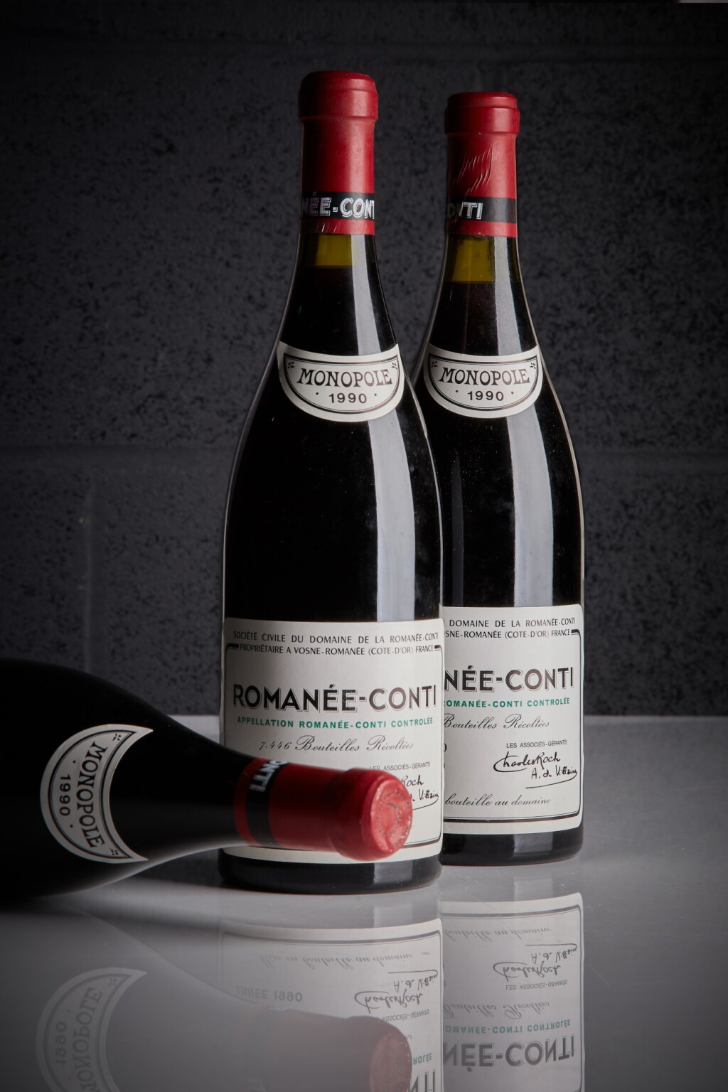 View full screen - View 1 of Lot 325. Romanée Conti 1990 Domaine de la Romanée-Conti (3 BT).
