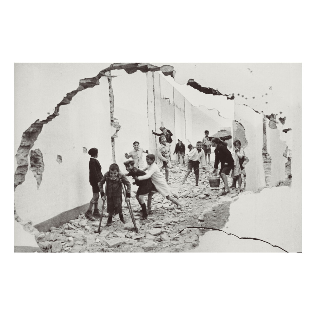 View full screen - View 1 of Lot 232. HENRI CARTIER-BRESSON | SEVILLE, SPAIN.