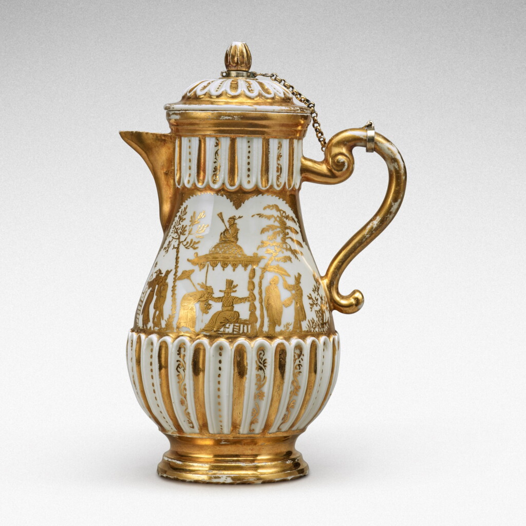 View full screen - View 1 of Lot 13. A Meissen Hausmaler coffee pot and cover, Circa 1720-25.