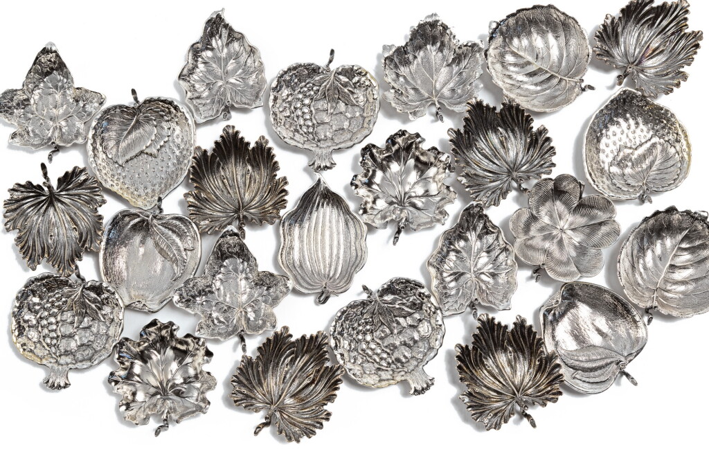 View full screen - View 1 of Lot 228. A SET OF TWENTY-FOUR SILVER PLACECARD HOLDERS, BUCCELLATI, MILAN AND BOLOGNA, 20TH CENTURY.
