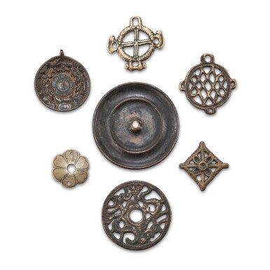 View full screen - View 1 of Lot 3030. A group of 7 copper-alloy thogchags, Tibet, 12th - 15th century 十二至十五世紀 西藏 各式天鐵一組七件.