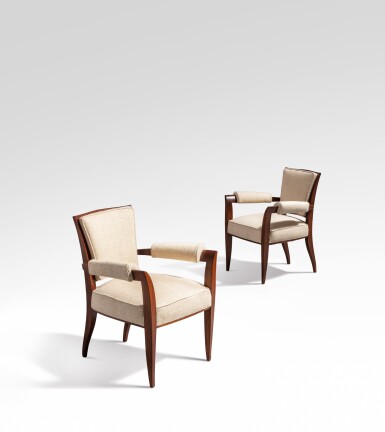 View full screen - View 1 of Lot 69. Paire de fauteuils.