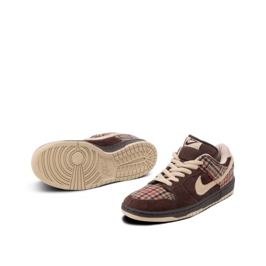 View full screen - View 1 of Lot 14. Nike Dunk Low Pro SB ‘Tweed’ Sample | Size 9.