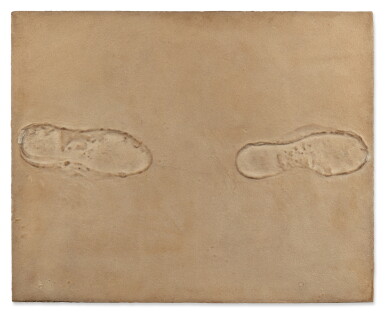 View full screen - View 1 of Lot 215. Blanco con dos huellas de pies.