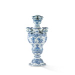 Vase à fleurs en faïence bleue et blanche de Delft, vers 1720