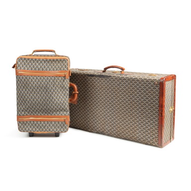 View full screen - View 1 of Lot 313. Goyard, Paris, Two leather and canvas suitcases | Goyard, Paris, zwei Koffer aus Leder und Segeltuch .