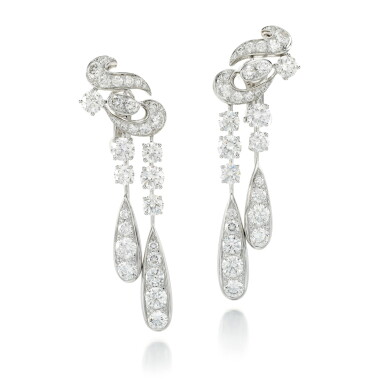 View full screen - View 1 of Lot 22. GRAFF | PAIR OF DIAMOND EARRINGS.