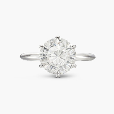 View full screen - View 1 of Lot 1427. Diamond Ring | 3.19克拉 圓形 J色 鑽石 戒指.