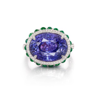 View full screen - View 1 of Lot 340. Colour-Change Sapphire, Emerald, Sapphire and Diamond Ring | 13.22克拉 天然「斯里蘭卡 」未經加熱變色藍寶石 配 祖母綠, 藍寶石 及 鑽石 戒指.
