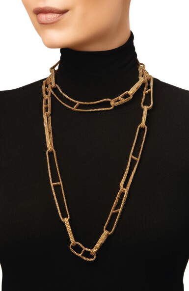 View full screen - View 1 of Lot 56. HERMÈS | GOLD NECKLACE.