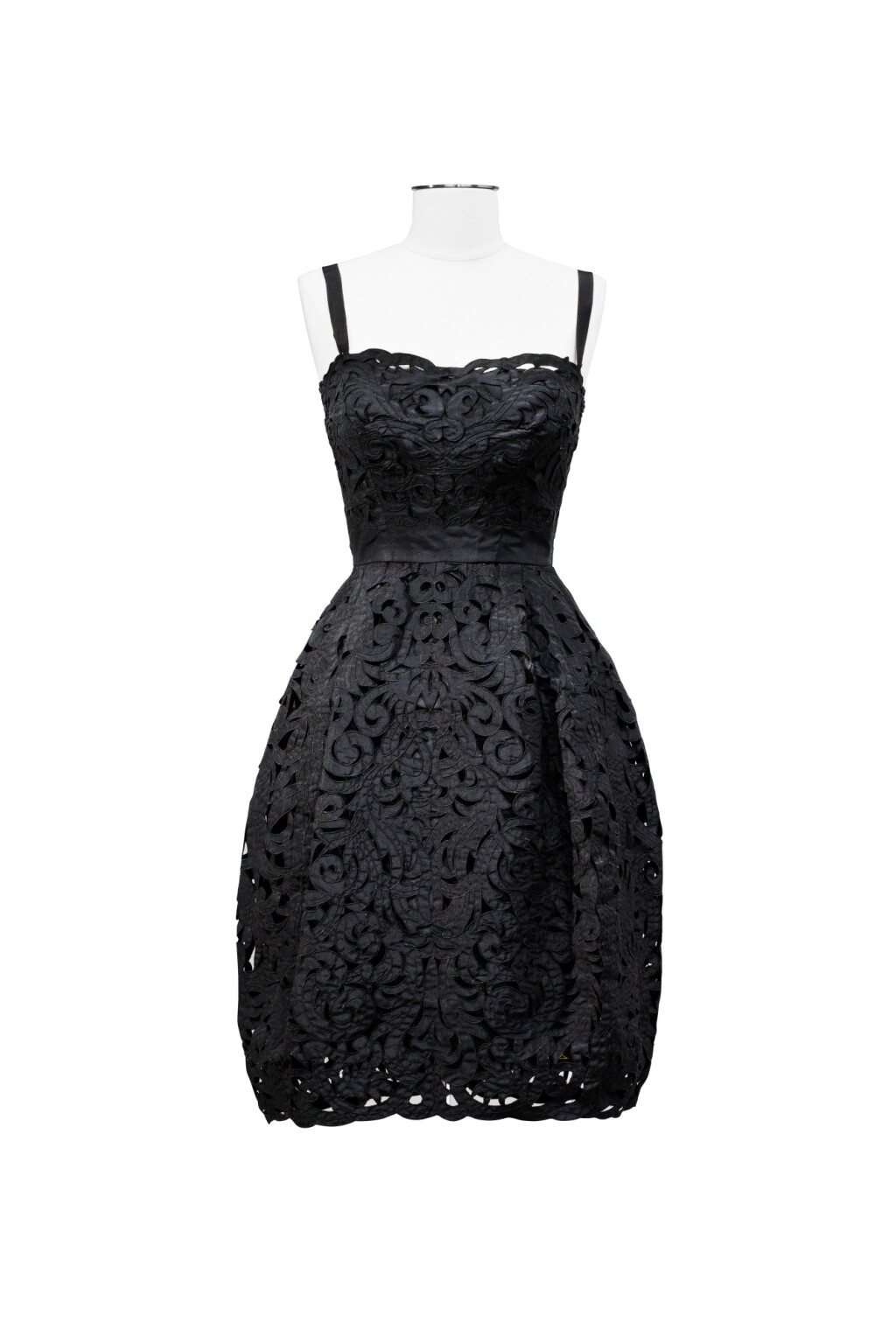 View full screen - View 1 of Lot 111. Marucelli, "Intagli" style guipure cocktail dress, | Robe de cocktail "Intagli" en guipure.