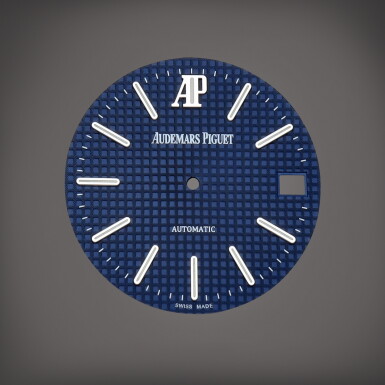 Voir en plein écran - Voir 1 du lot 297. Royal Oak, reference 15300 | A blue tapisserie dial.