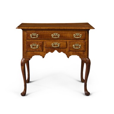 View full screen - View 1 of Lot 860. Exceptional Queen Anne Carved and Figured Maple Dressing Table, Philadelphia, Pennsylvania, Circa 1760.