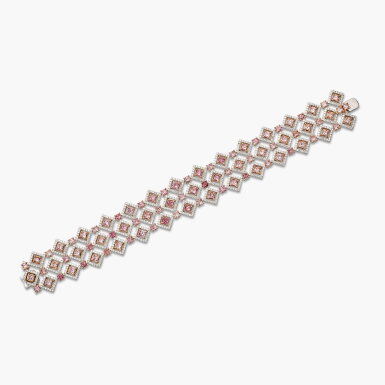 View full screen - View 1 of Lot 1736. Coloured Diamond and Diamond Bracelet | 彩色鑽石 配 鑽石 手鏈.