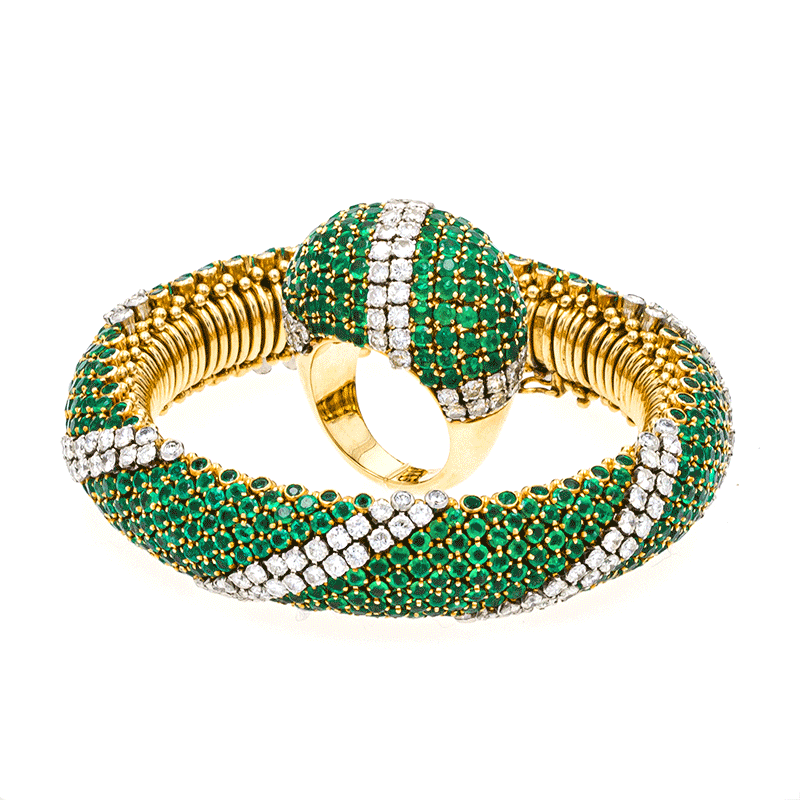 View full screen - View 1 of Lot 751. Van Cleef & Arpels | Demi-parure émeraudes et diamants, "Pelouse" | Emerald and diamond demi-parure, 'Pelouse'.