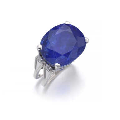 View full screen - View 1 of Lot 64. SAPPHIRE AND DIAMOND RING.