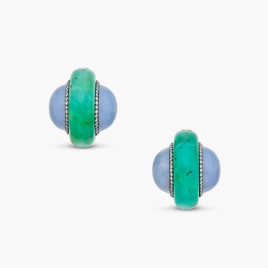View full screen - View 1 of Lot 77. Pair of Lavender Jade, Chrysoprase and Diamond Earclips, Paris 玉 配 綠玉髓 及 鑽石 耳夾一對.