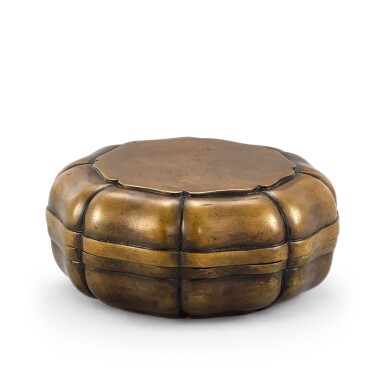 View full screen - View 1 of Lot 733. A BRONZE MALLOW-FORM BOX AND COVER QING DYNASTY | 清 銅蓮花式蓋盒 《天地一家春》銘款.