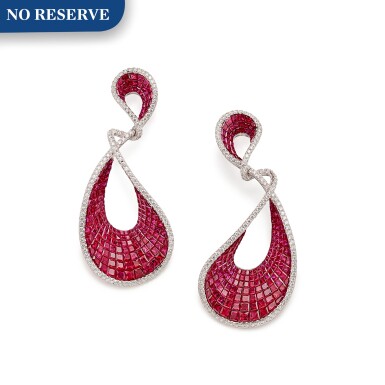 View full screen - View 1 of Lot 1427. KAVANT & SHARART | 'TALAY DOUBLE MAGNIFICENCE' PAIR OF RUBY AND DIAMOND PENDENT EARRINGS | Kavant & Sharart | 'Talay Double Magnificence' 紅寶石 配 鑽石 吊耳環一對.