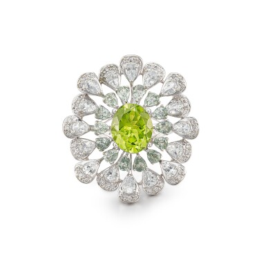 View full screen - View 1 of Lot 589. Peridot, Gem Set and Diamond Ring | 橄欖石 配 鑽石 戒指.
