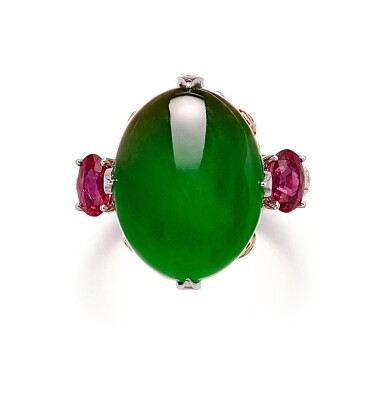 View full screen - View 1 of Lot 1256. JADEITE, RUBY, PINK SAPPHIRE AND DIAMOND RING | 天然翡翠, 紅寶石 配 粉紅剛玉 及 鑽石 戒指.