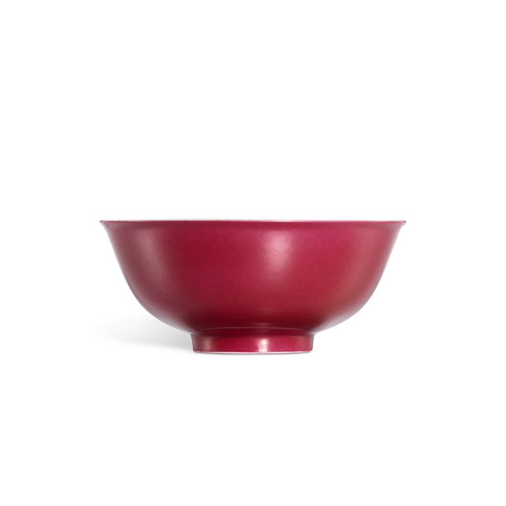 View full screen - View 1 of Lot 398. A ruby-ground blue and white ‘three rams’ bowl, Mark and period of Xianfeng 清咸豐 外胭脂紅内青花三羊開泰盌 《大清咸豐年製》款.