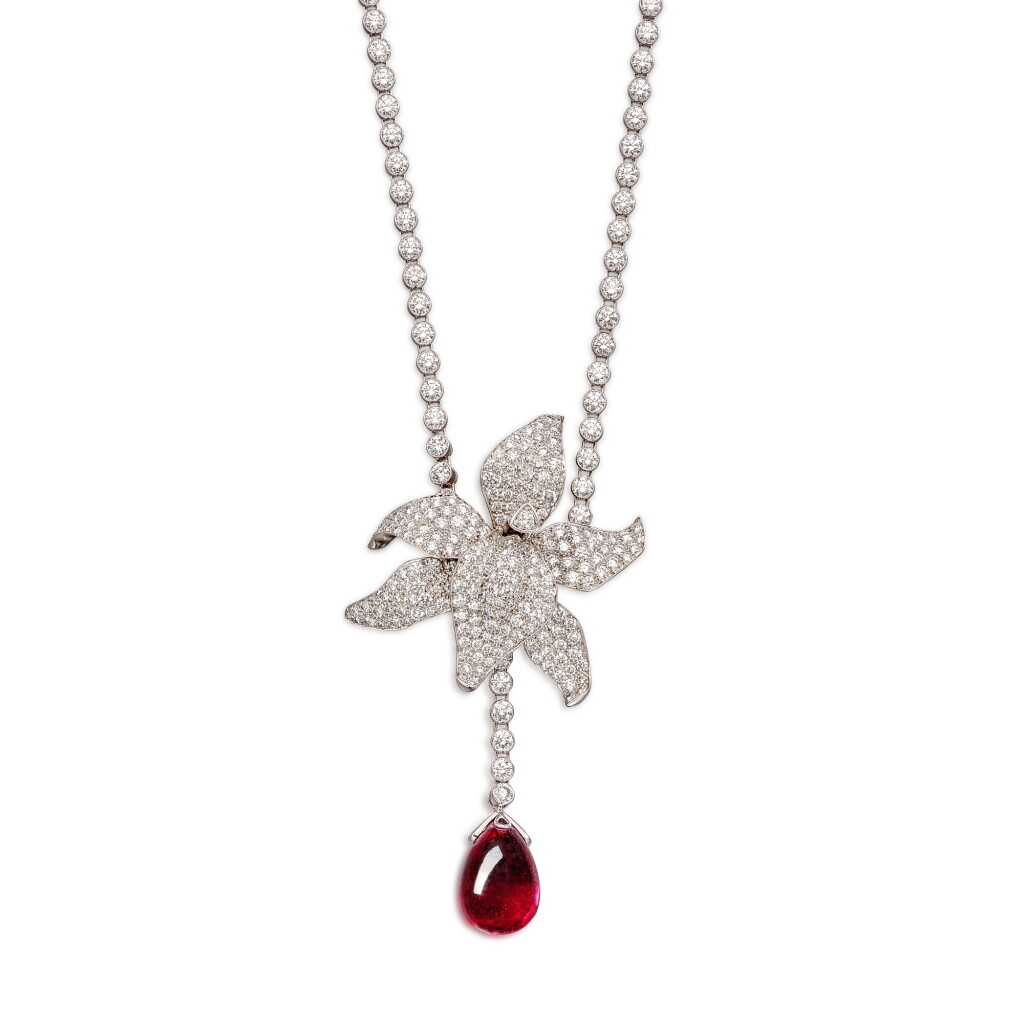 View full screen - View 1 of Lot 1858. 'Caresse D'Orchidées' Diamond and Rubellite Necklace | 卡地亞 | 'Caresse D'Orchidées' 鑽石 配 紅碧璽 項鏈.