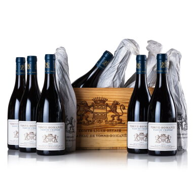 View full screen - View 1 of Lot 88. Vosne Romanée, Clos du Château 2014 Domaine du Comte Liger-Belair (12 BT).