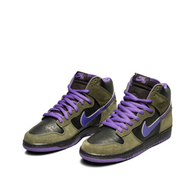 Voir en plein écran - Voir 1 du lot 42. Nike Dunk High Pro SB 'Purple Haze’ Sample | Size 9.