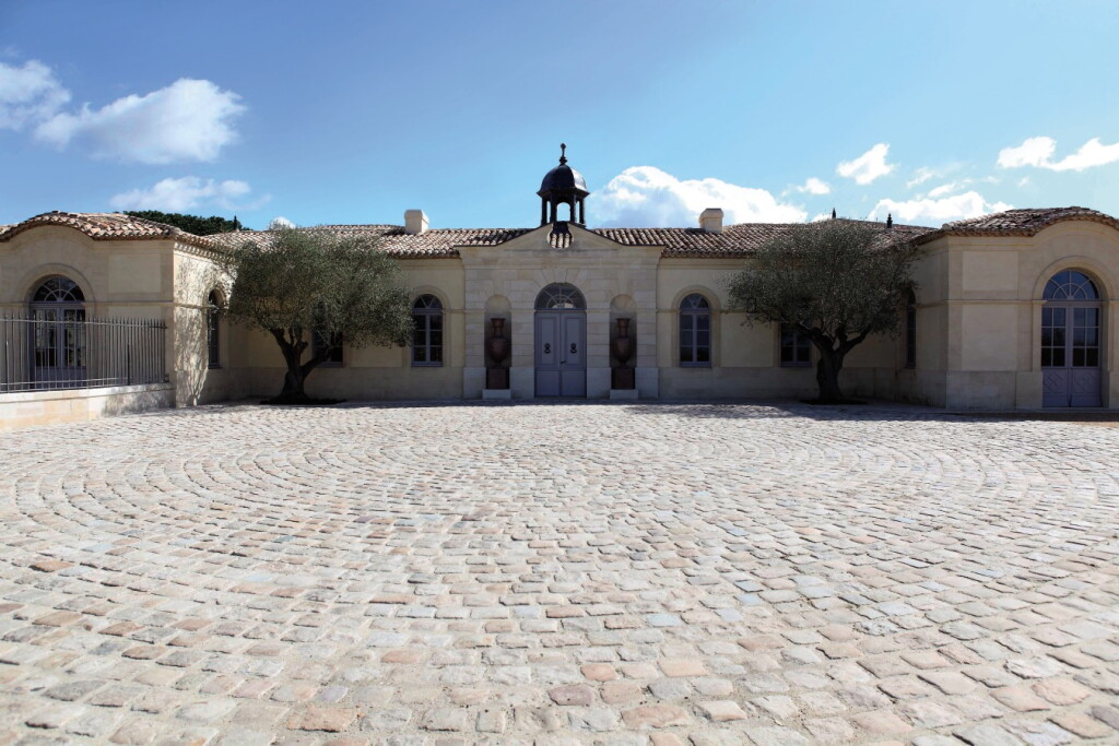 View full screen - View 1 of Lot 6. Petrus 1994 (2 BT).