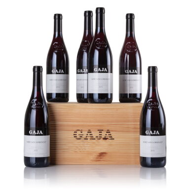 View full screen - View 1 of Lot 231. Sorì San Lorenzo 2015 Gaja (12 BT).