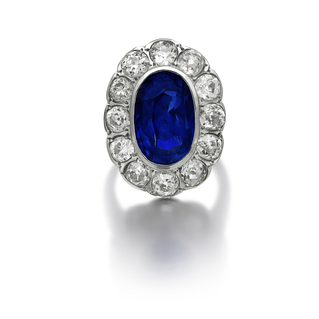 全螢幕檢視 - 查看109Sapphire and diamond ring 的1