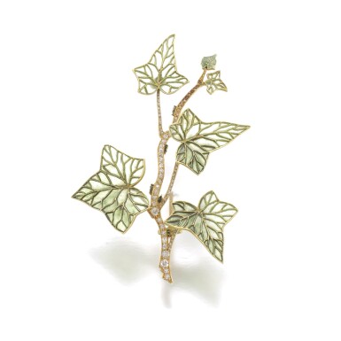View full screen - View 1 of Lot 433. LALIQUE | ENAMEL AND DIAMOND BROOCH, ‘HEDERA HELIX’, CIRCA 1900.