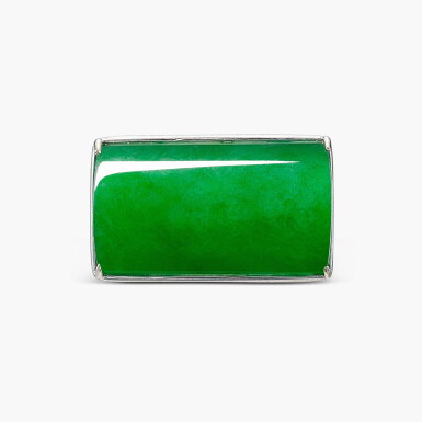 View full screen - View 1 of Lot 1466. Jadeite Ring | 天然翡翠 戒指.