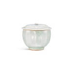 A Longquan celadon 'lotus' bowl and cover, Song dynasty 宋 龍泉青釉刻蓮瓣紋蓋盌