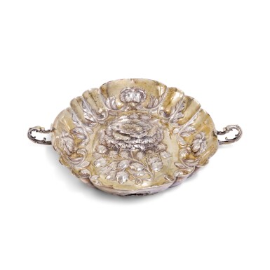 View full screen - View 1 of Lot 30. A large German parcel-gilt silver wine taster/sweetmeat dish, Johann Baptist Ernst I, Augsburg 1674.