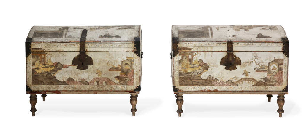 View full screen - View 1 of Lot 87. A PAIR OF GERMAN VARNISHED CHESTS, CIRCLE OF GÉRARD DAGLY, EARLY 18TH CENTURY | PAIRE DE COFFRES EN VERNIS EUROPÉEN, TRAVAIL ALLEMAND, ENTOURAGE DE GÉRARD DAGLY, DÉBUT DU XVIIIE SIÈCLE.