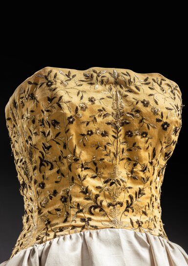 Cristbal Balenciaga | Haute Couture dress featuring a golden yellow Cristbal Balenciaga | Haute Couture dress featuring a golden yellow