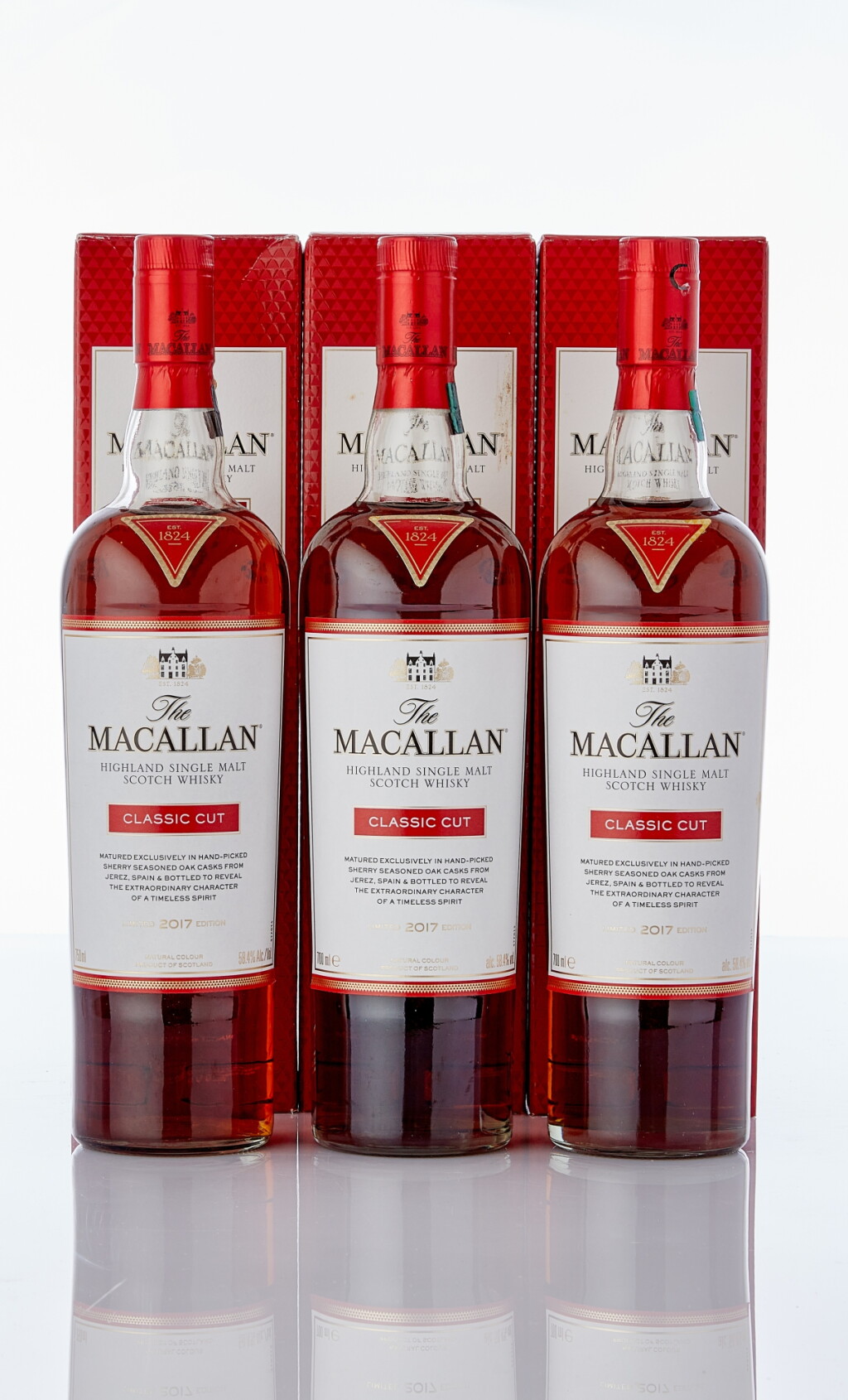 View full screen - View 1 of Lot 6071. The Macallan Classic Cut 2017 Edition 58.4 abv NV (3 BT70).